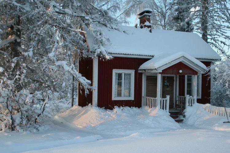 Valkeisen Loma Villa Ahtari Exterior photo